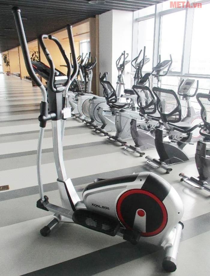 Xe đạp trượt tuyết Bofit E2 dễ dàng sử dụng